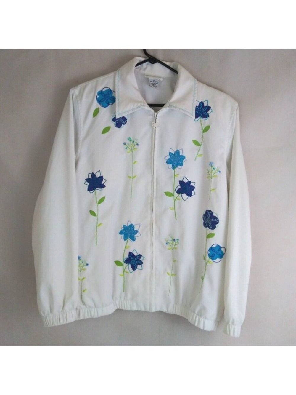 Alfred Dunner Women's White Jacket With Floral Embroidered Beaded Design Size 10